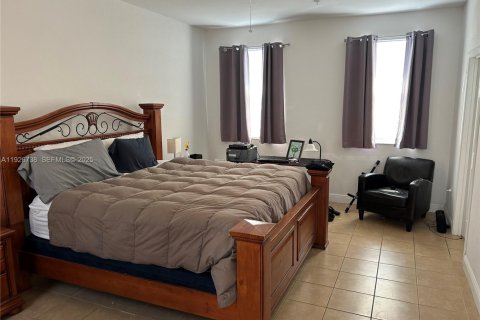 Touwnhouse à vendre à Pembroke Pines, Floride: 3 chambres, 168.8 m2 № 1986559 - photo 10