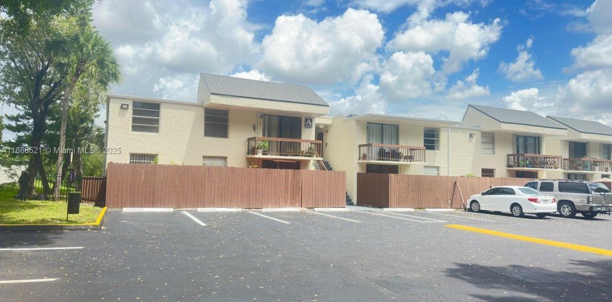 Condo in Miami, Florida, 1 bedroom  № 1922002