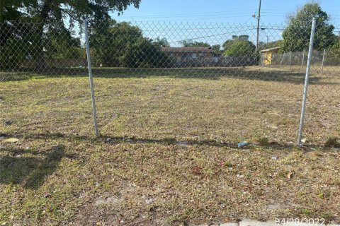 Terreno en venta en Fort Lauderdale, Florida № 981637 - foto 1