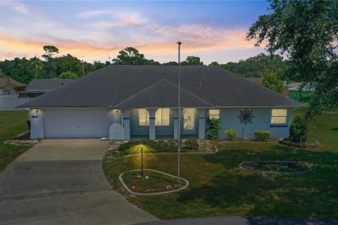 Villa ou maison à vendre à Beverly Hills, Floride: 2 chambres, 149.02 m2 № 1885203 - photo 2