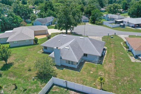 Villa ou maison à vendre à Beverly Hills, Floride: 2 chambres, 149.02 m2 № 1885203 - photo 11