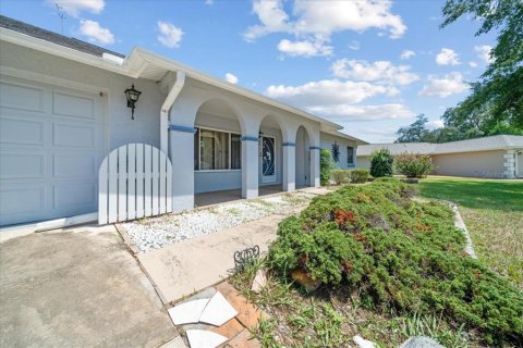 Villa ou maison à vendre à Beverly Hills, Floride: 2 chambres, 149.02 m2 № 1885203 - photo 21