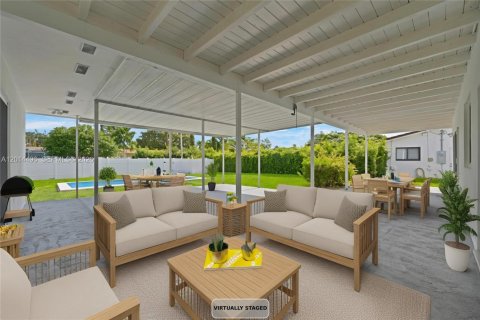 House in Hollywood, Florida 4 bedrooms № 2076500 - photo 20