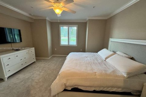 Condo in Bonita Springs, Florida, 2 bedrooms  № 1956594 - photo 15