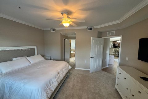 Condo in Bonita Springs, Florida, 2 bedrooms  № 1956594 - photo 18