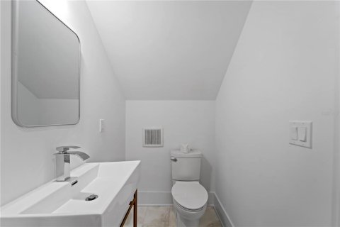 House in Sarasota, Florida 4 bedrooms, 190.26 sq.m. № 1034252 - photo 12