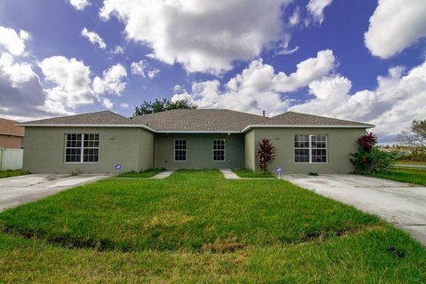 Appartement à Kissimmee, Floride 4 chambres, 140.28 m2 № 2131777