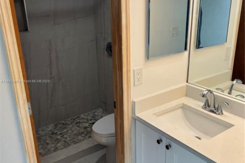 Condo in Coral Springs, Florida, 2 bedrooms  № 2012583 - photo 7