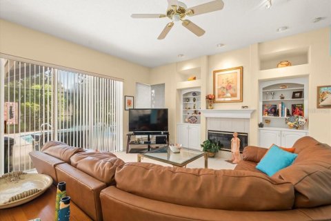 Casa en venta en Brooksville, Florida, 4 dormitorios, 260.5 m2 № 1856044 - foto 27
