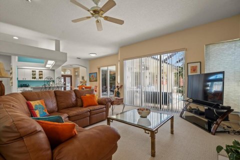 Casa en venta en Brooksville, Florida, 4 dormitorios, 260.5 m2 № 1856044 - foto 26
