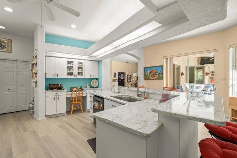 Casa en venta en Brooksville, Florida, 4 dormitorios, 260.5 m2 № 1856044 - foto 24