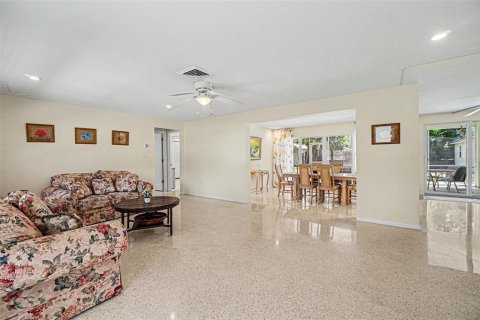 Villa ou maison à vendre à Nokomis, Floride: 2 chambres, 128.11 m2 № 2296322 - photo 14
