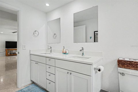 Villa ou maison à vendre à Nokomis, Floride: 2 chambres, 128.11 m2 № 2296322 - photo 21