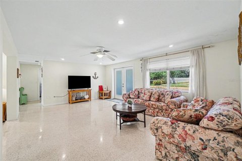 Villa ou maison à vendre à Nokomis, Floride: 2 chambres, 128.11 m2 № 2296322 - photo 15