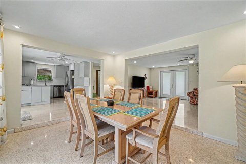 Villa ou maison à vendre à Nokomis, Floride: 2 chambres, 128.11 m2 № 2296322 - photo 11
