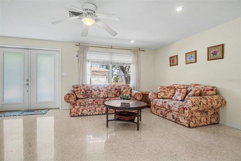 Villa ou maison à vendre à Nokomis, Floride: 2 chambres, 128.11 m2 № 2296322 - photo 13