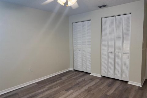 Condo in Winter Haven, Florida, 2 bedrooms № 2122526 - photo 15
