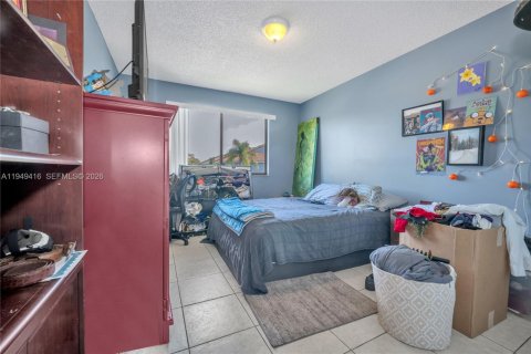 Купить кондоминиум в Корал-Спрингс, Флорида 2 спальни, 91.6м2, № 2005170 - фото 8