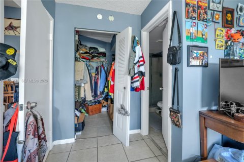 Купить кондоминиум в Корал-Спрингс, Флорида 2 спальни, 91.6м2, № 2005170 - фото 11