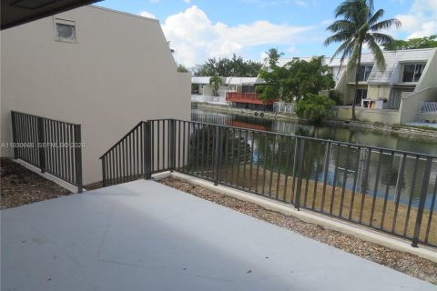 Touwnhouse à louer à Miami Lakes, Floride: 2 chambres, 98.01 m2 № 2002837 - photo 25