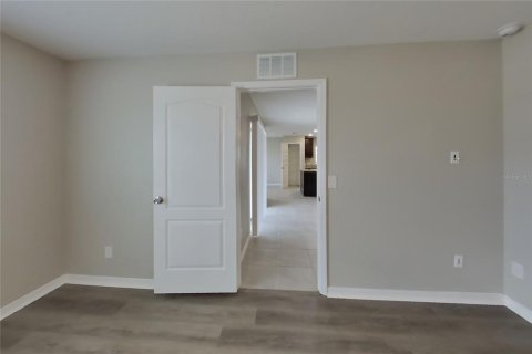 Villa ou maison à louer à Dundee, Floride: 3 chambres, 156.82 m2 № 2095864 - photo 7