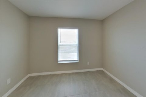 Villa ou maison à louer à Dundee, Floride: 3 chambres, 156.82 m2 № 2095864 - photo 5