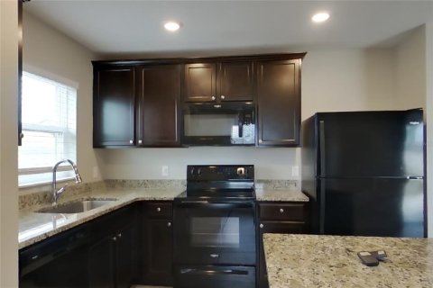 Villa ou maison à louer à Dundee, Floride: 3 chambres, 156.82 m2 № 2095864 - photo 6