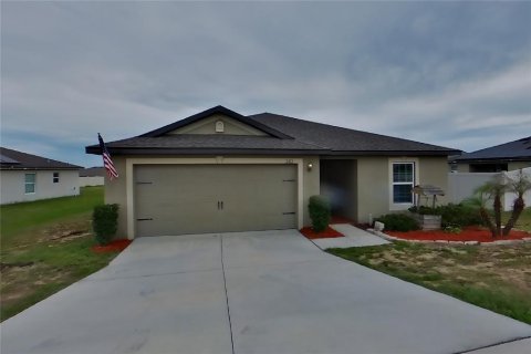 Villa ou maison à Dundee, Floride 3 chambres, 156.82 m2 № 2095864