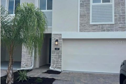 Touwnhouse à Davenport, Floride 4 chambres, 180.6 m2 № 2321249