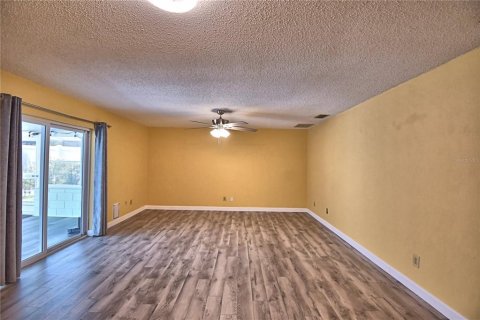 Casa en venta en Lakeland, Florida, 3 dormitorios, 136.38 m2 № 2386582 - foto 10