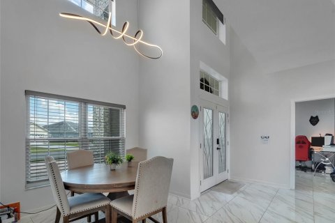 Casa en venta en Kissimmee, Florida, 6 dormitorios, 246.93 m2 № 2092569 - foto 15