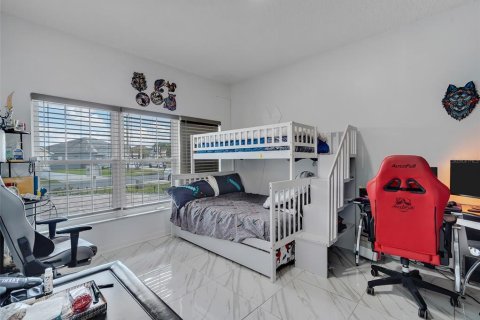 Casa en venta en Kissimmee, Florida, 6 dormitorios, 246.93 m2 № 2092569 - foto 26