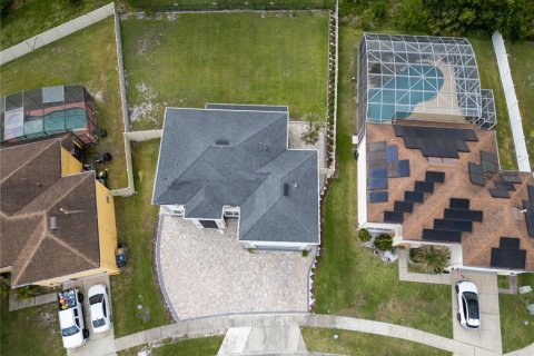 Casa en venta en Kissimmee, Florida, 6 dormitorios, 246.93 m2 № 2092569 - foto 8