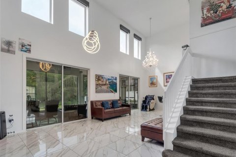 Casa en venta en Kissimmee, Florida, 6 dormitorios, 246.93 m2 № 2092569 - foto 12