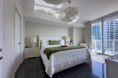 Condominio en venta en Miami, Florida, 1 dormitorio, 78.22 m2 № 1984616 - foto 6