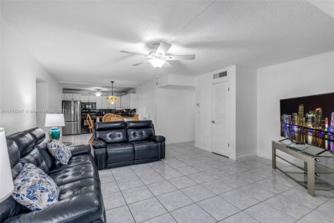 Condo in Islamorada, Village of Islands, Florida, 2 bedrooms  № 1470180 - photo 8