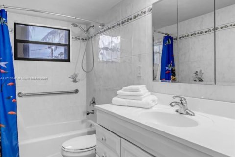 Condo in Islamorada, Village of Islands, Florida, 2 bedrooms  № 1470180 - photo 21