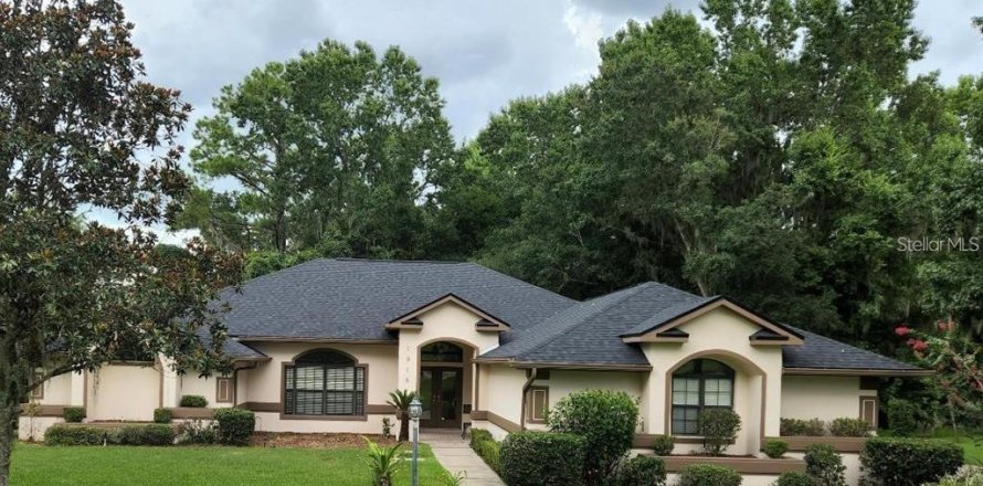 Casa en Ocala, Florida 4 dormitorios, 245.35 m2 № 1840240