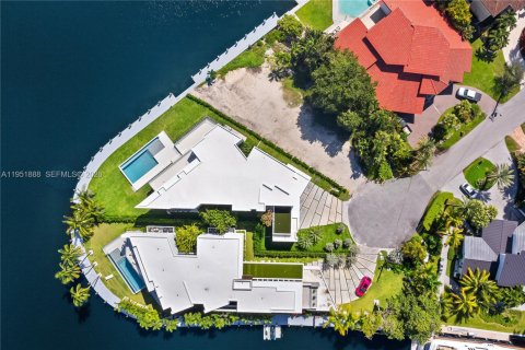 Terreno en venta en Hallandale Beach, Florida № 2006081 - foto 5