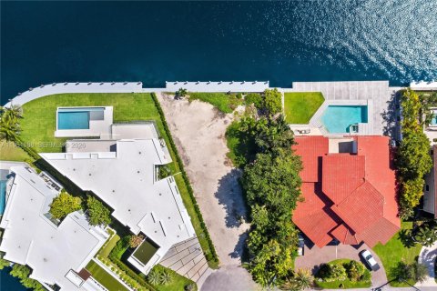 Terreno en venta en Hallandale Beach, Florida № 2006081 - foto 3