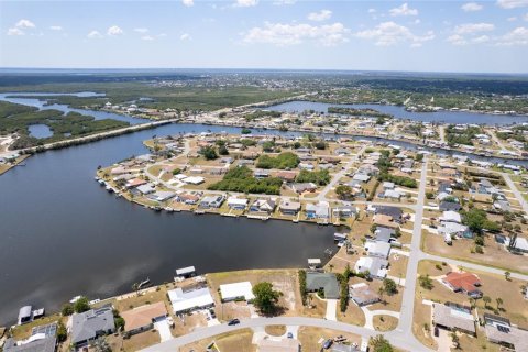 Terreno en venta en Port Charlotte, Florida № 1615953 - foto 4