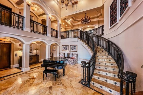 Купить кондоминиум в Пунта-Горда, Флорида 10 комнат, 156.45м2, № 1549554 - фото 30