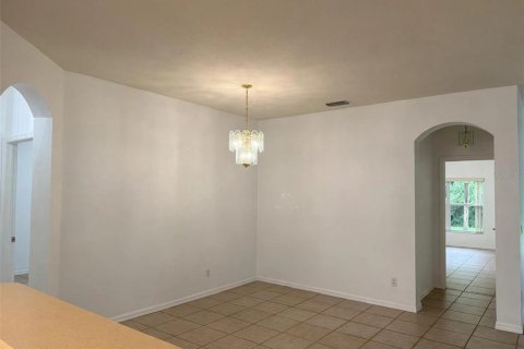 House in Tampa, Florida 3 bedrooms, 194.91 sq.m. № 2234663 - photo 21