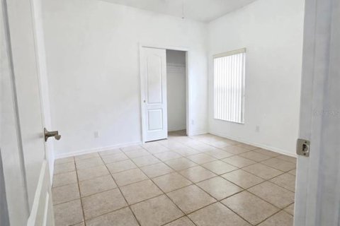 House in Tampa, Florida 3 bedrooms, 194.91 sq.m. № 2234663 - photo 11