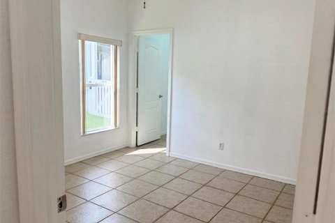 House in Tampa, Florida 3 bedrooms, 194.91 sq.m. № 2234663 - photo 15