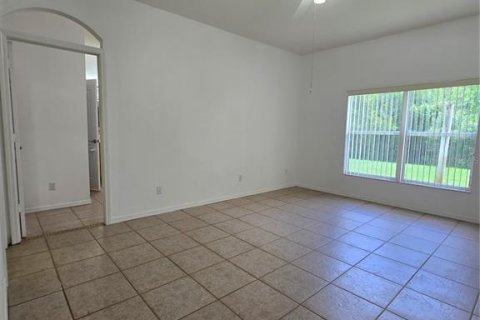House in Tampa, Florida 3 bedrooms, 194.91 sq.m. № 2234663 - photo 7
