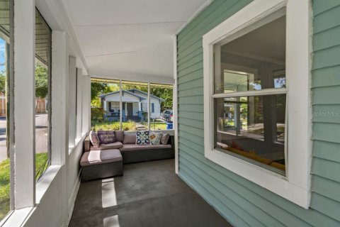 House in Tampa, Florida 3 bedrooms, 103.49 sq.m. № 919014 - photo 22