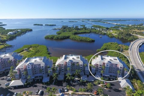 Condominio en alquiler en Placida, Florida, 3 dormitorios, 158.03 m2 № 1884079 - foto 1