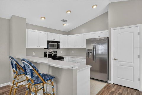 House in Parrish, Florida 2 bedrooms, 111.48 sq.m. № 2267480 - photo 11