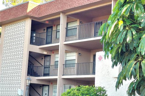 Condo à Tarpon Springs, Floride, 2 chambres  № 2303375